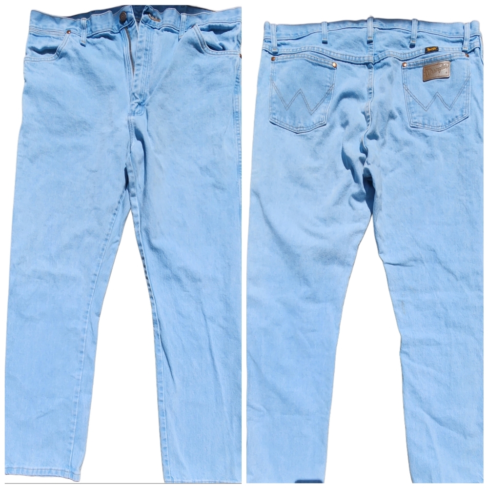Wrangler 40/32 Light Blue Jeans Crisp New Condition